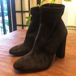 Steve Madden Edit Bootie Black